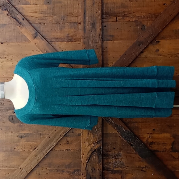 Tiana B. Dresses & Skirts - Tiana B. Teal Dress